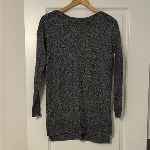 Old Navy Black, White, and Gray Tunic Sweater